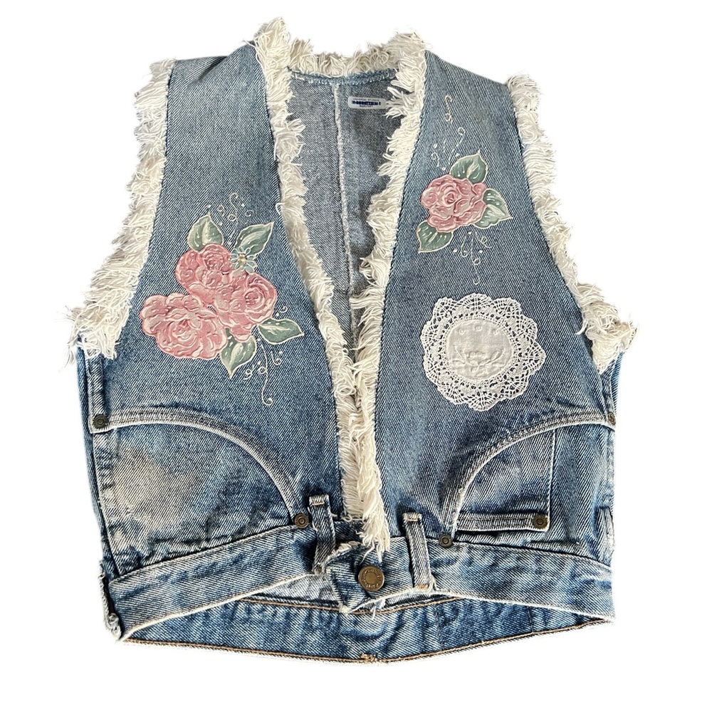 The Goldbergs TV wardrobe wrangler denim vintage girls flower vest with fringe